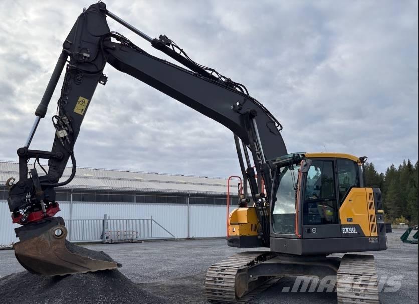 Volvo ECR 235 E Roomikekskavaatorid