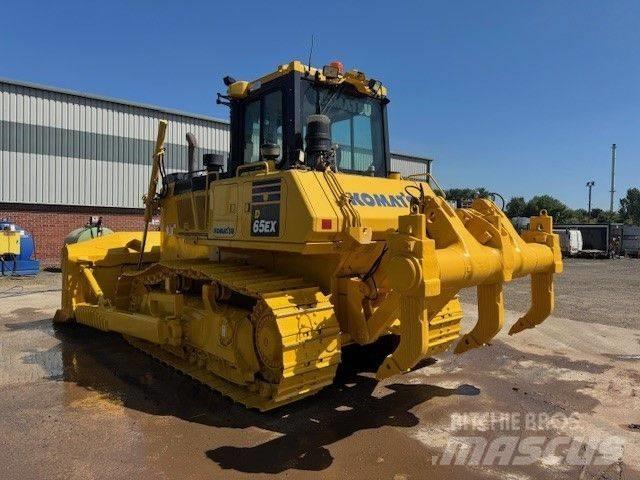 Komatsu D65EX-18 Buldooserid