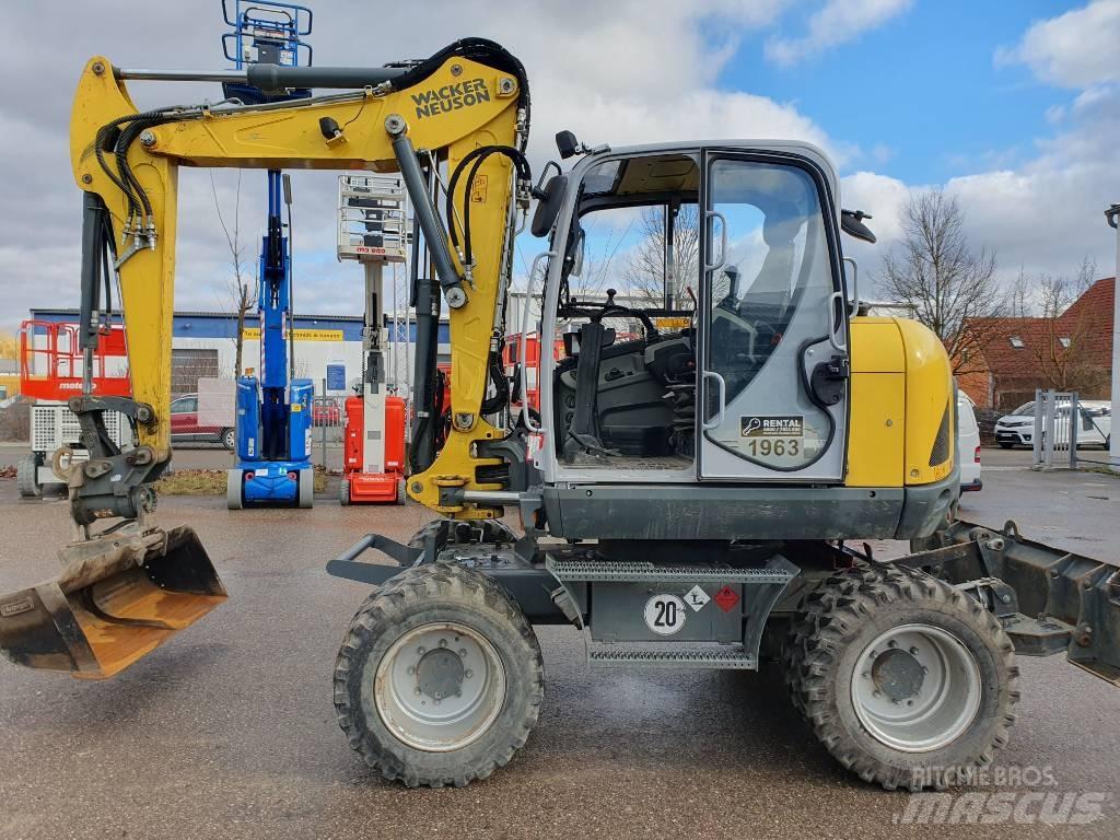 Wacker Neuson EW100 Ratasekskavaatorid