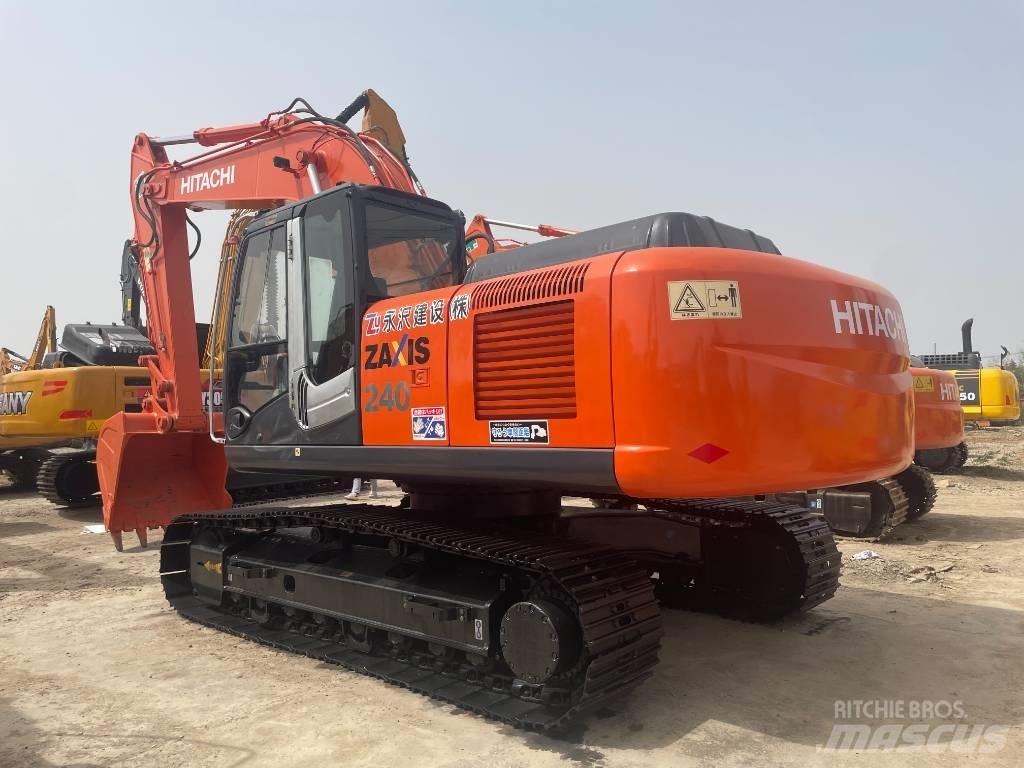 Hitachi ZX 240 Roomikekskavaatorid
