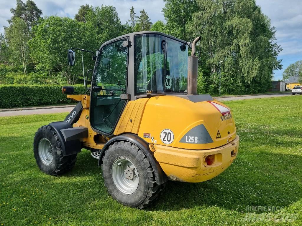 Volvo L25B Kompaktlaadurid