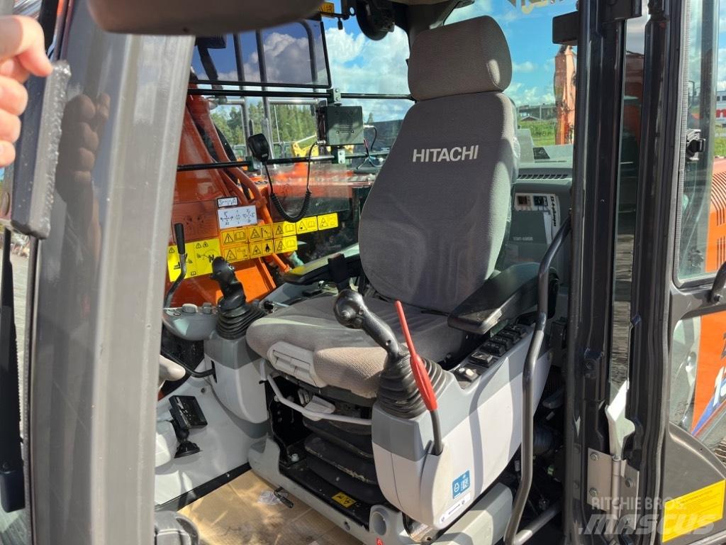 Hitachi ZX 130-6 Roomikekskavaatorid