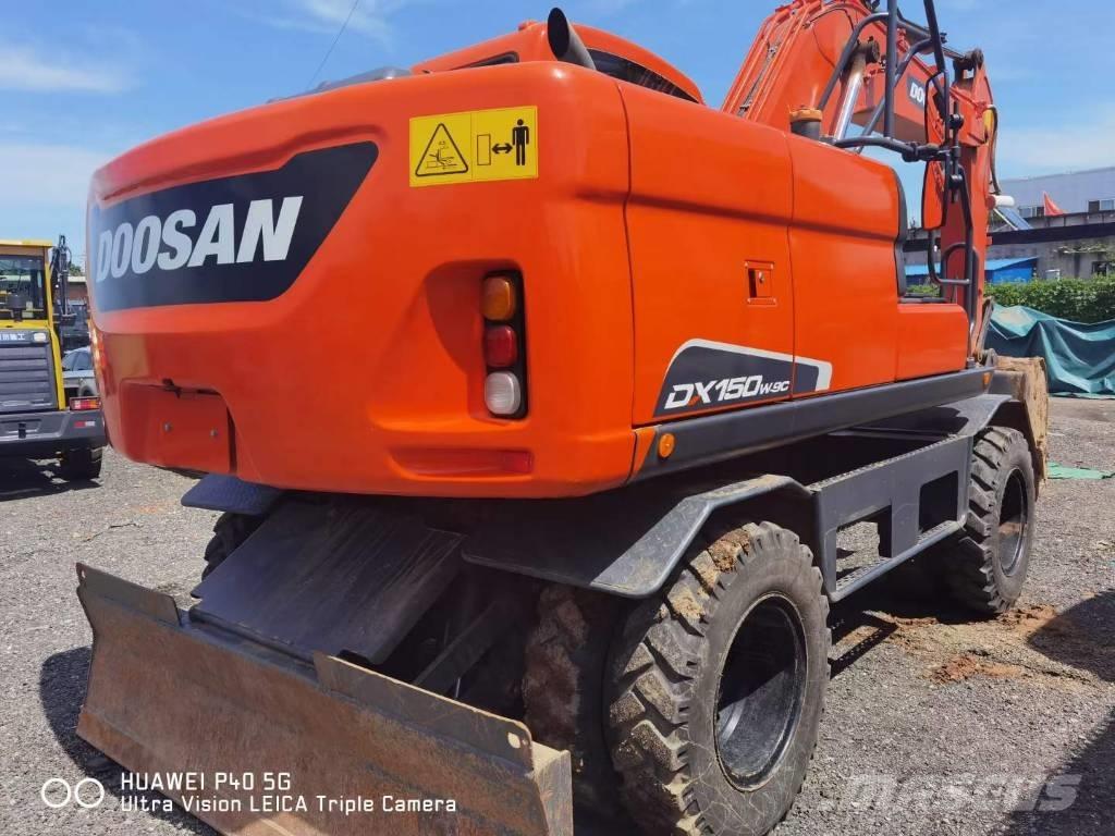 Doosan DX150W-9C Ratasekskavaatorid