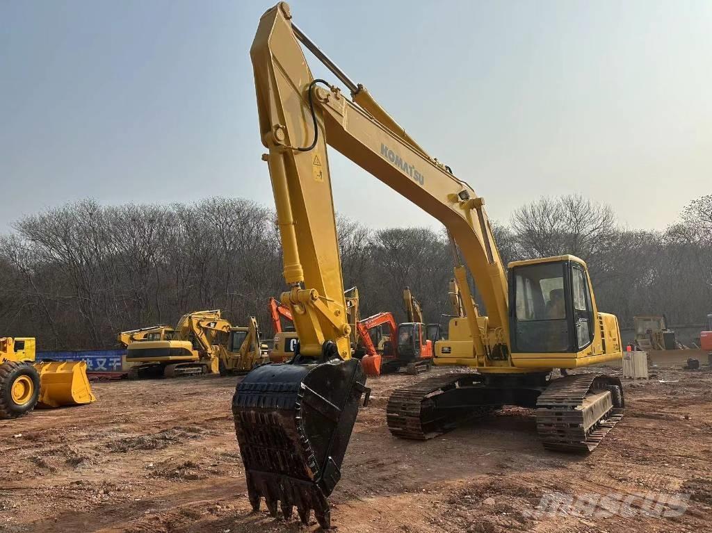 Komatsu PC 220 Roomikekskavaatorid