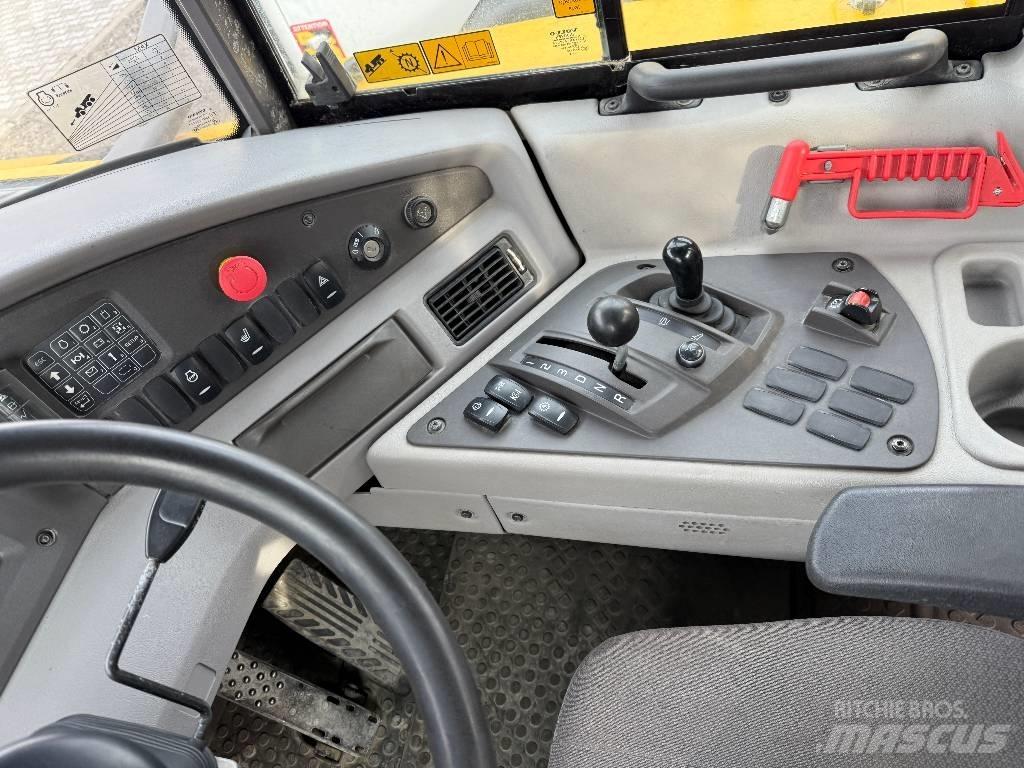 Volvo A 25 G Liigendraamiga pinnaseveokid
