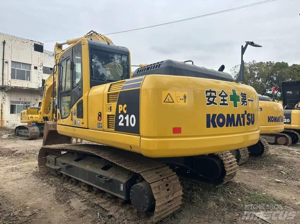 Komatsu PC 210 LC-7 Roomikekskavaatorid