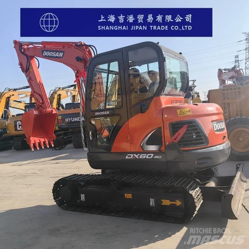 Doosan DX 60 Miniekskavaatorid < 7 t