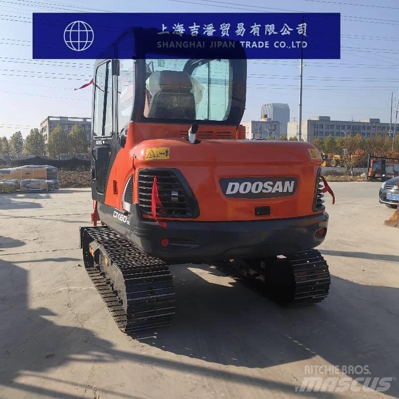 Doosan DX 60 Miniekskavaatorid < 7 t