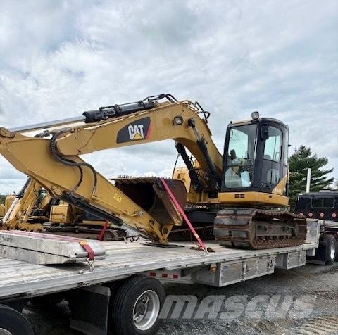 CAT 313 D Ratasekskavaatorid