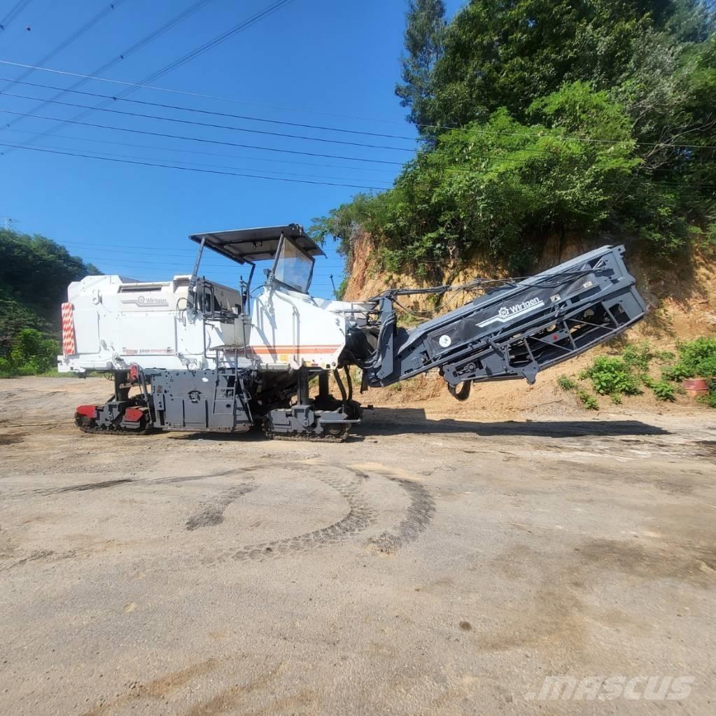 Wirtgen W 1900 Asfaldi külmfreesimise masinad