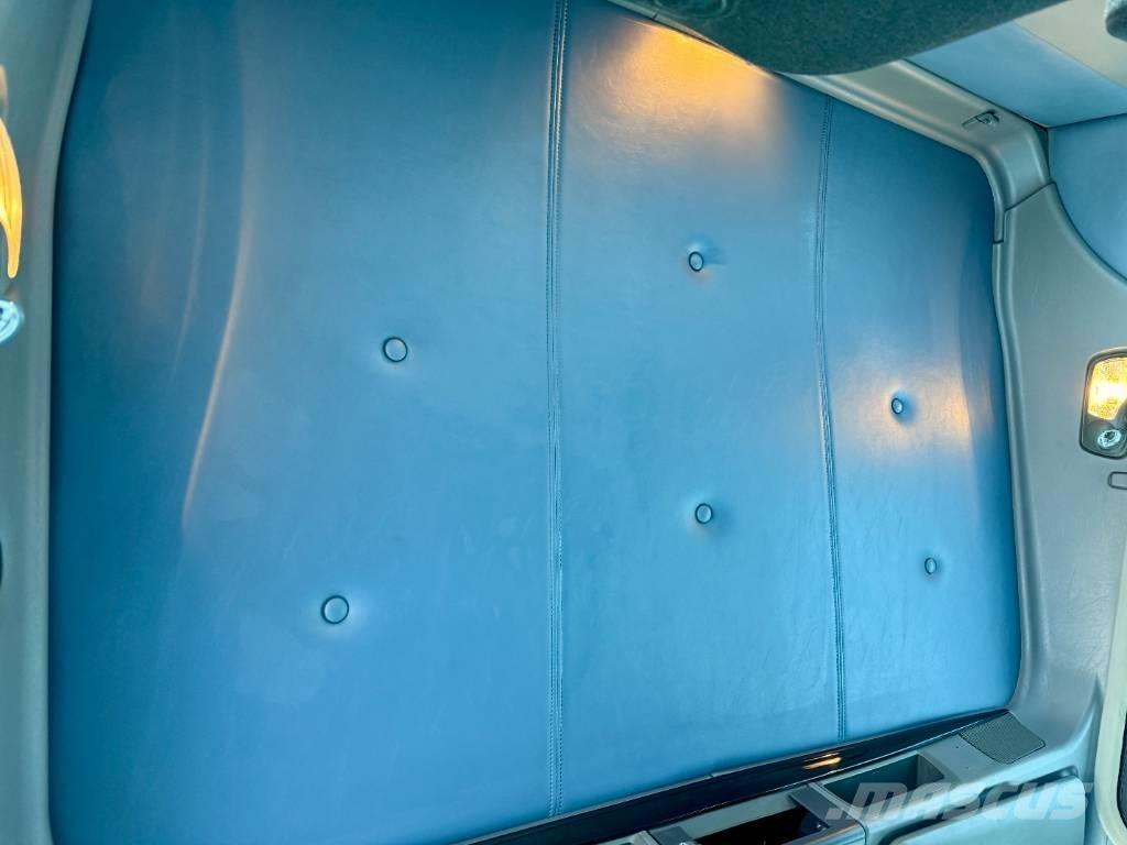 Kenworth W 900 Sadulveokid