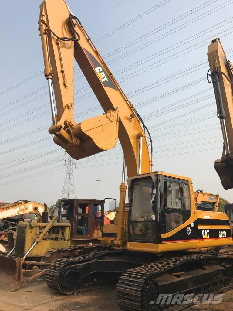 CAT 320B Roomikekskavaatorid