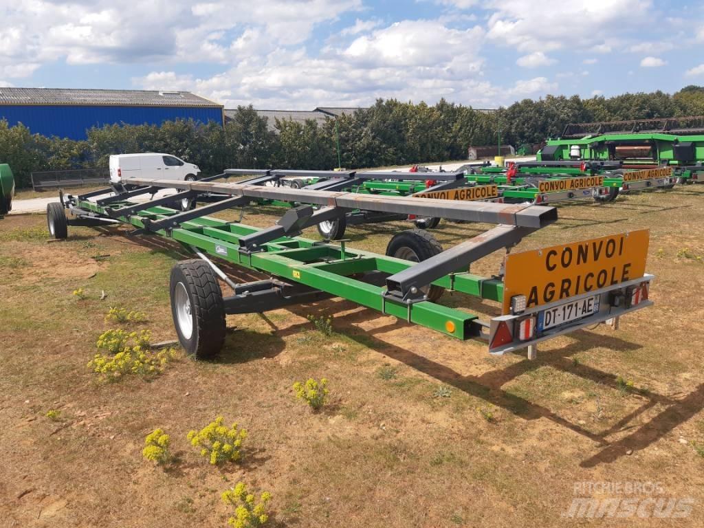 John Deere 640 D Kombainide heedrid