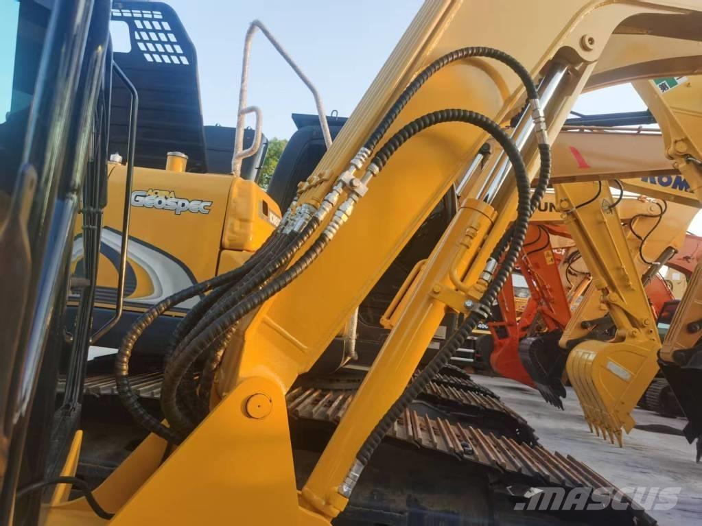 Komatsu PC 56 Roomikekskavaatorid