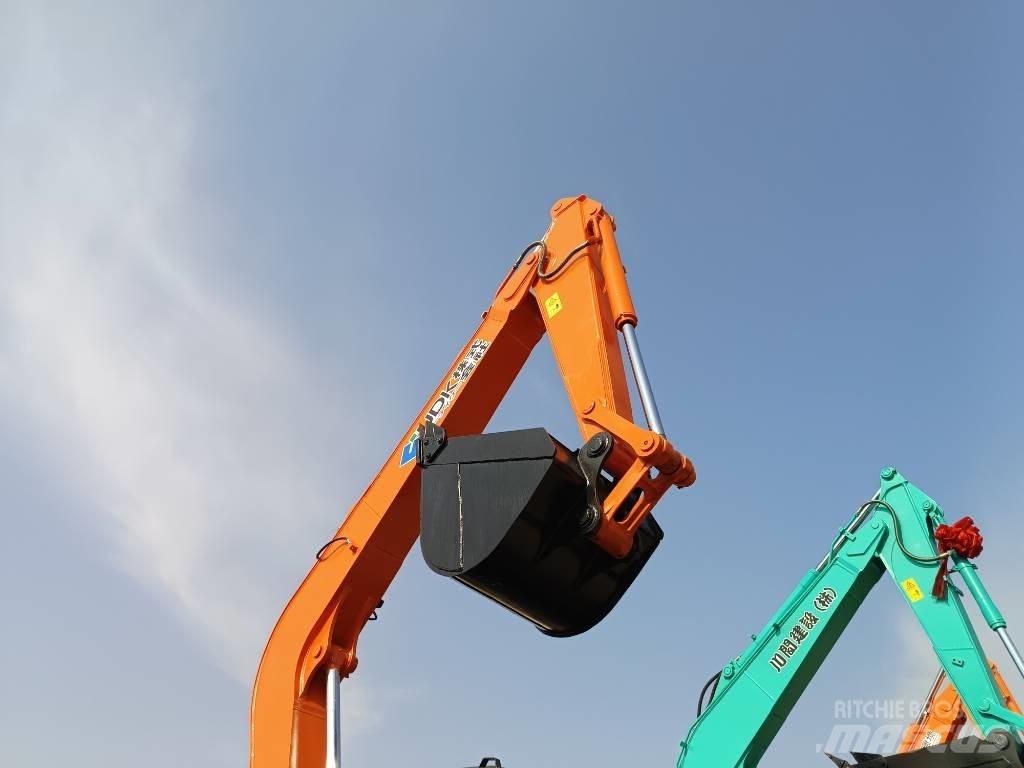 Hitachi ZX 70 Väikeekskavaatorid 7t-12t