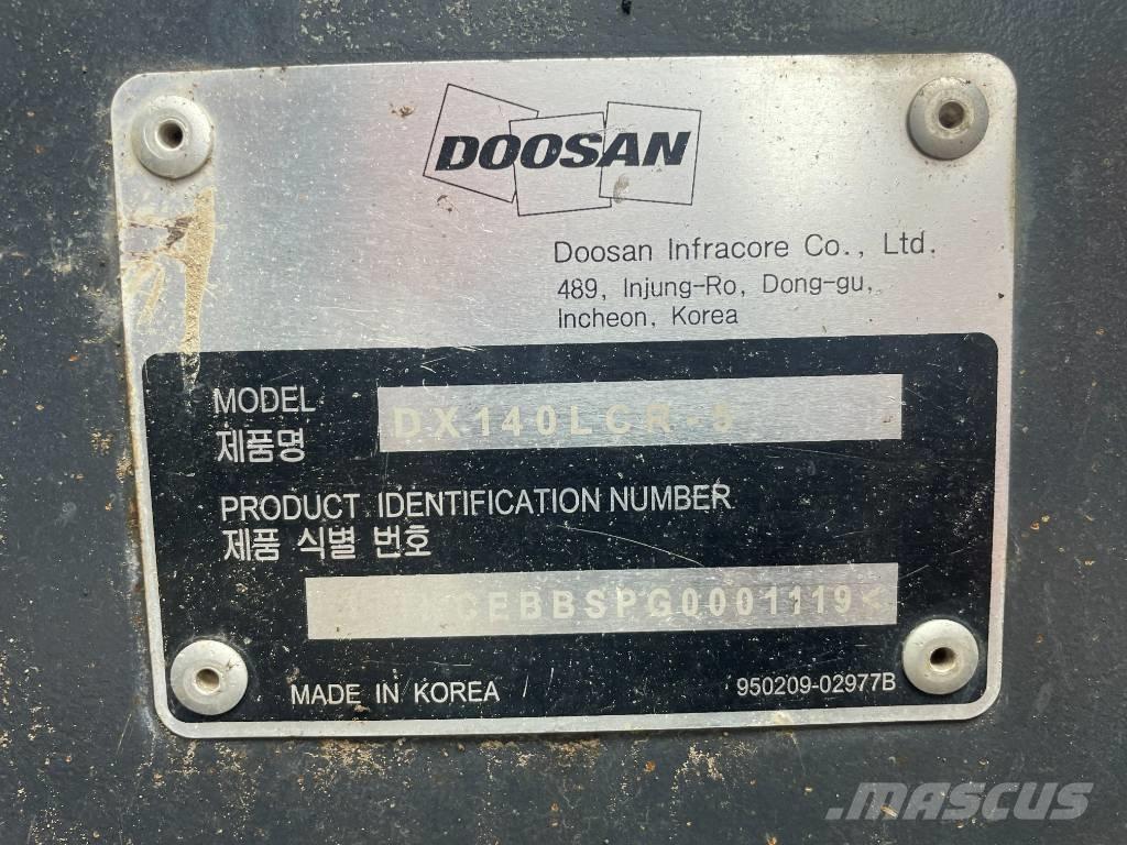 Doosan DX 140 LCR Roomikekskavaatorid