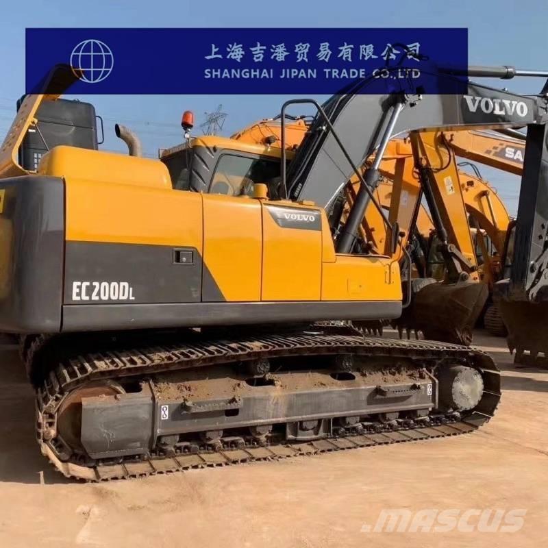 Volvo EC 200 Roomikekskavaatorid