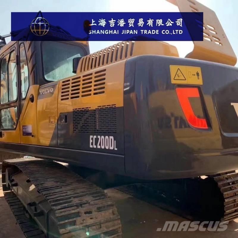 Volvo EC 200 Roomikekskavaatorid