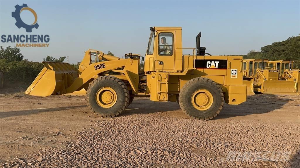 CAT 950E Rataslaadurid