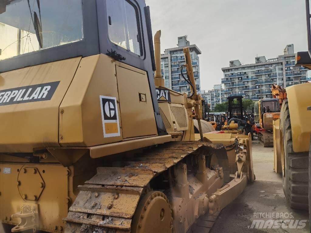 CAT D 6 G Buldooserid