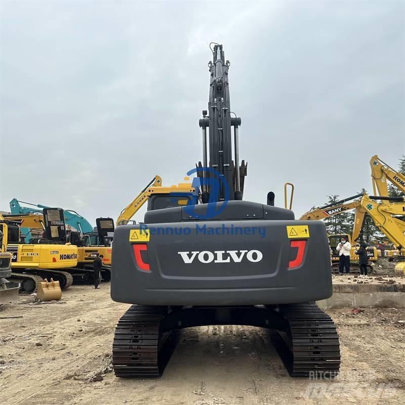 Volvo EC 240 Roomikekskavaatorid