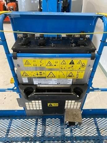 Genie Z 45 Iseliikuvad poomtõstukid