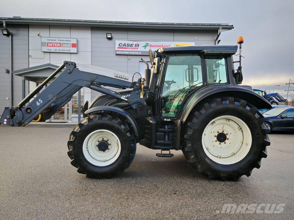 Valtra N 142 Versu Traktorid