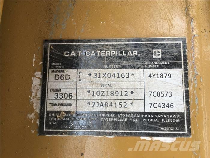 CAT D 6 D Buldooserid