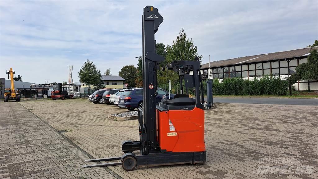 Linde R14 Lükandmastiga tõstukid