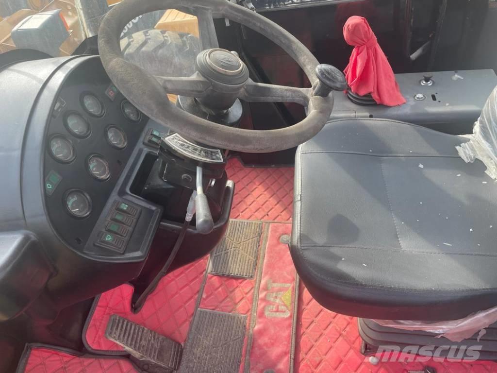 CAT 966 H Rataslaadurid