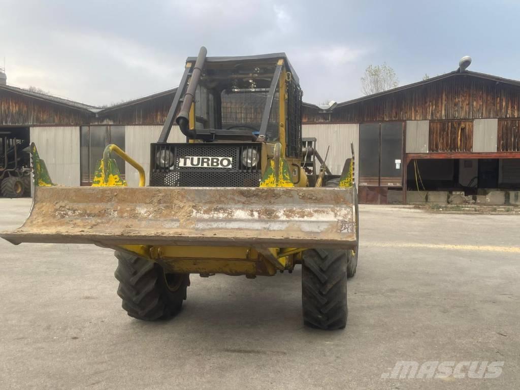 LKT 81T Väljaveotraktorid