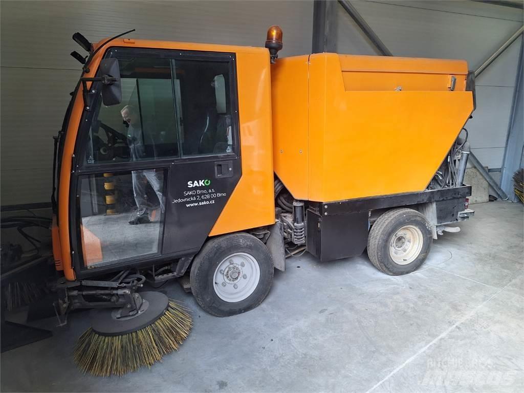 Bucher CC 2000 E2 Muu