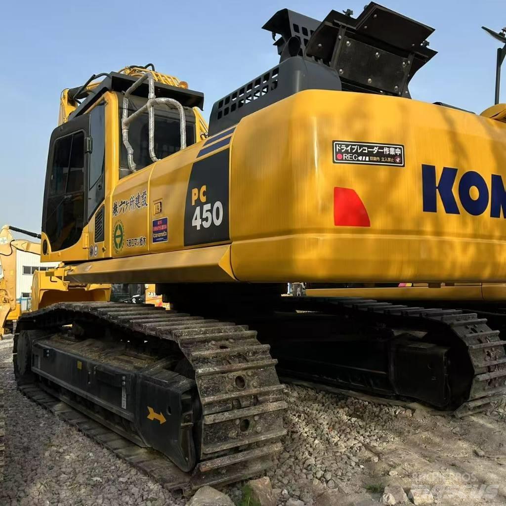 Komatsu 450 Roomikekskavaatorid