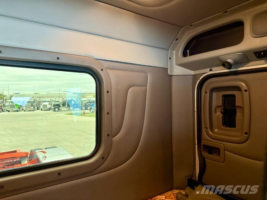 Peterbilt 389 Sadulveokid