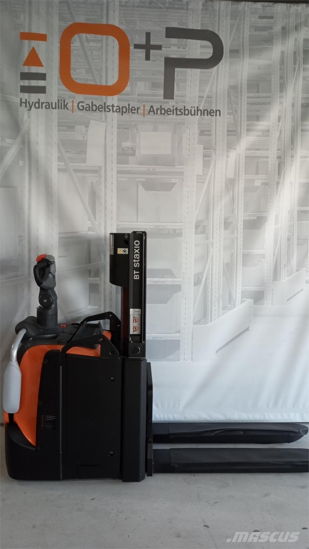 Toyota SPE200D Platvormiga virnastajad