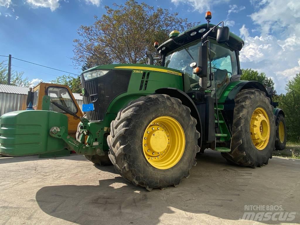 John Deere 7250 R Traktorid