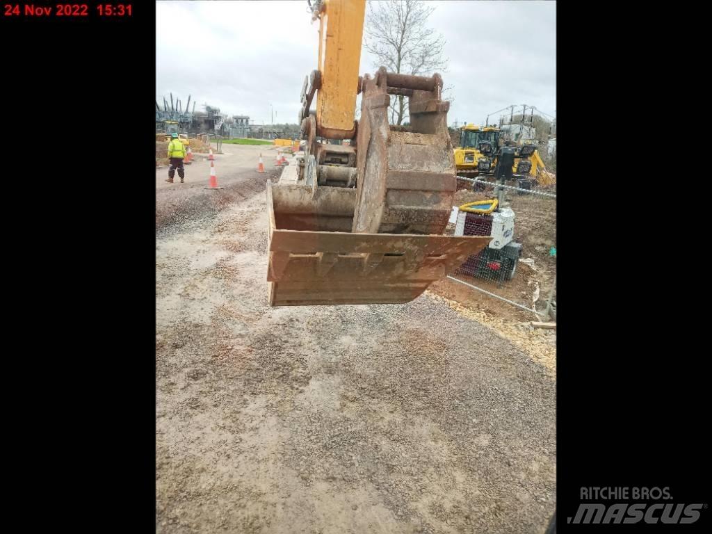 Liebherr R 922 LC Roomikekskavaatorid
