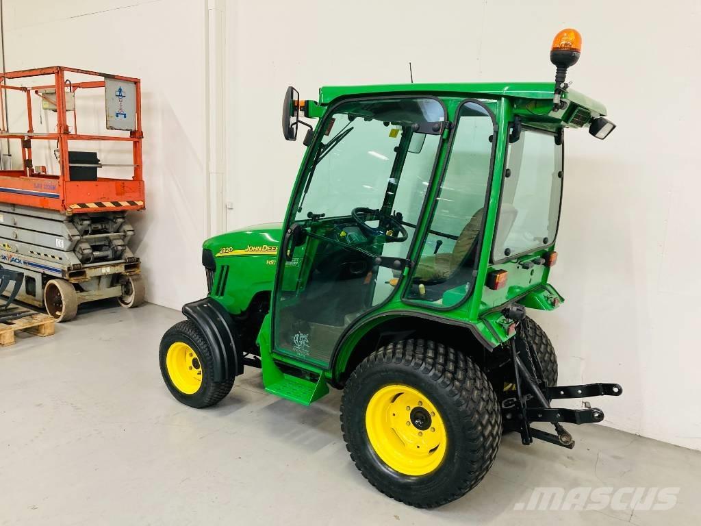 John Deere 2320 Kompakttraktorid