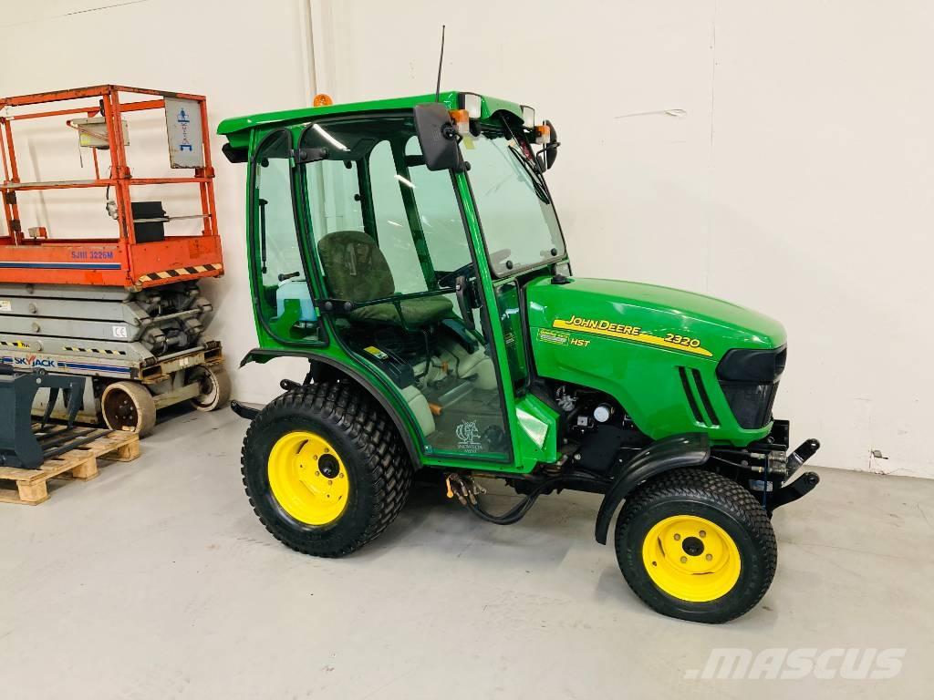 John Deere 2320 Kompakttraktorid