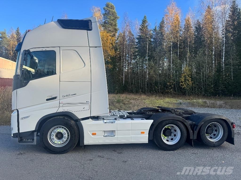 Volvo FH540 6x2 Sadulveokid