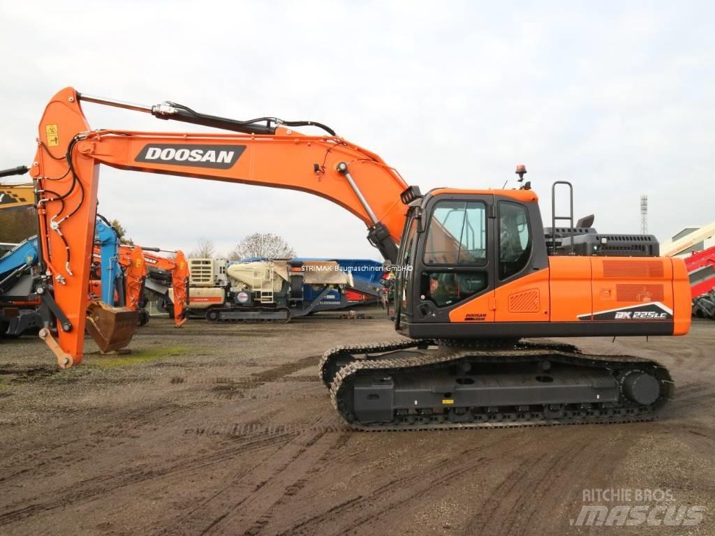 Doosan DX 225 LC-7 Roomikekskavaatorid