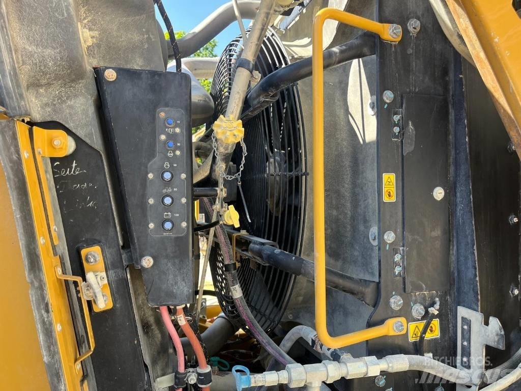 CAT 980 K  q coupler Rataslaadurid