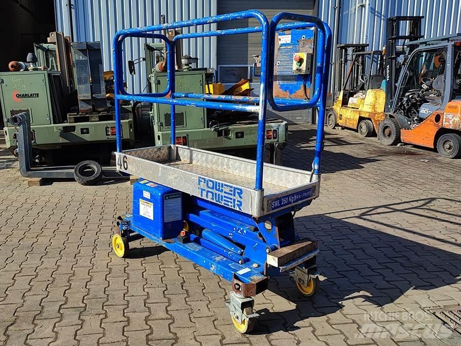 JLG Power Tower Iseliikuvad poomtõstukid