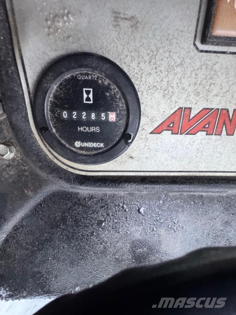 Avant 520+ Väikelaadurid