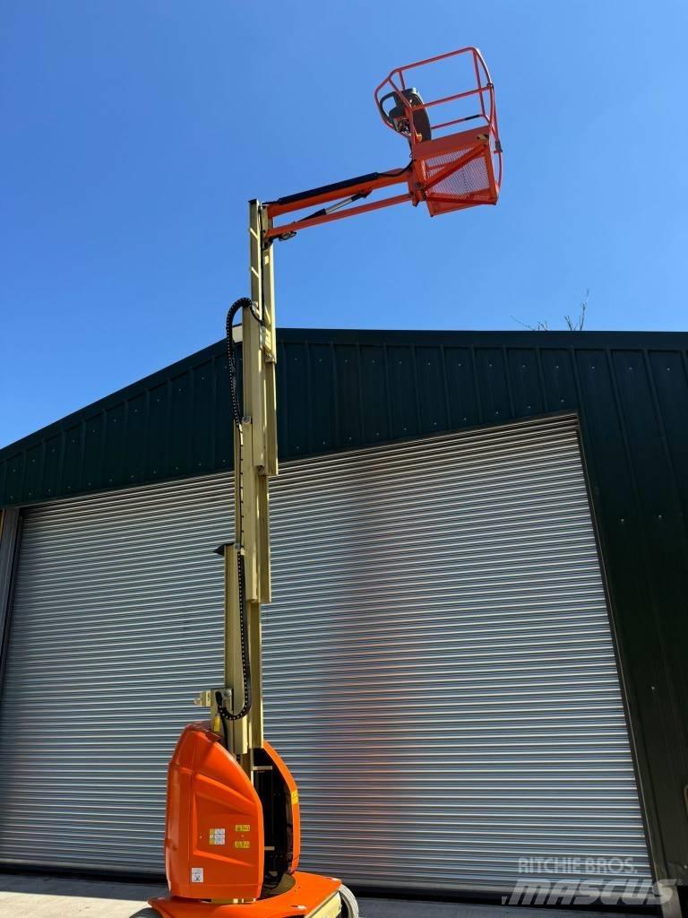 JLG Toucan 10 E-L Vertikaalsed mast tõstukid