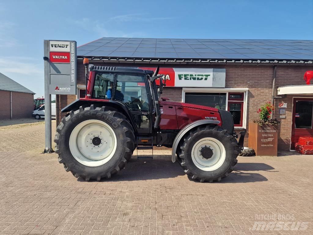 Valtra 8950 Traktorid