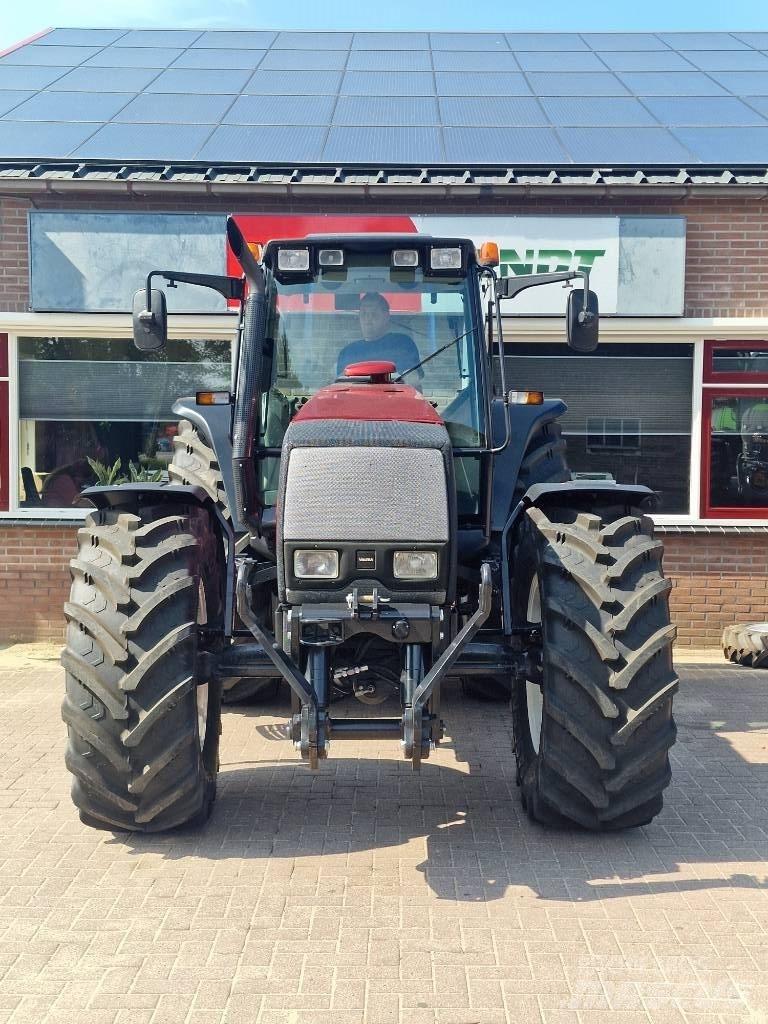 Valtra 8950 Traktorid