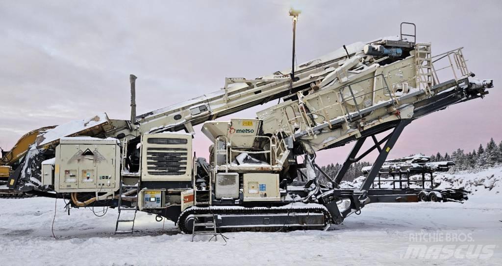 Metso LT 330 D Iseliikuvad purustid