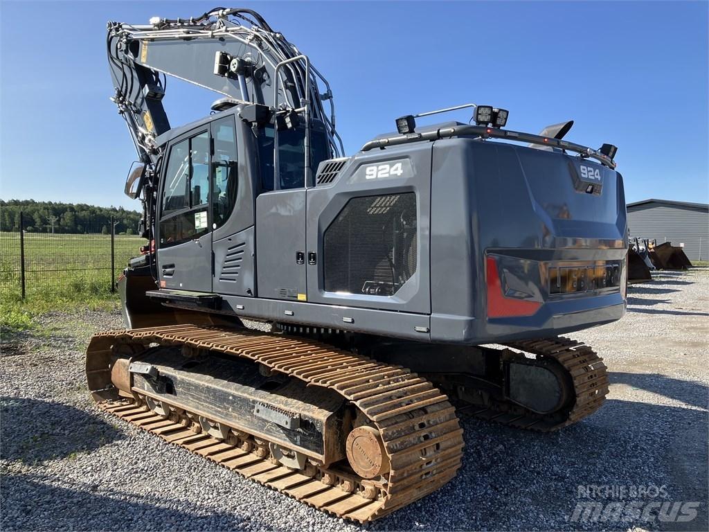 Liebherr R 924 G8 Roomikekskavaatorid