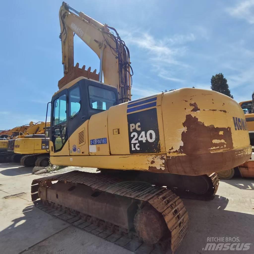 Komatsu PC 240 LC Roomikekskavaatorid